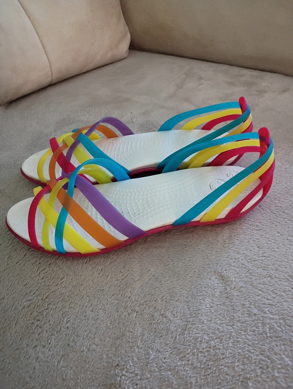 Crocs Multicolor Woven Strappy Flat Sandals - Women's - Picture 5 of 6